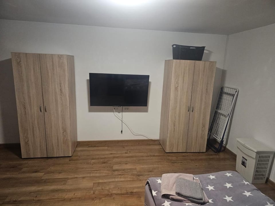 Schöne Vollausgestattete Monteurs- Gästewohnung in der Gartenstadt Leuna und nähe Geiseltalsee 2409 Apartment in Thuringia, Germany