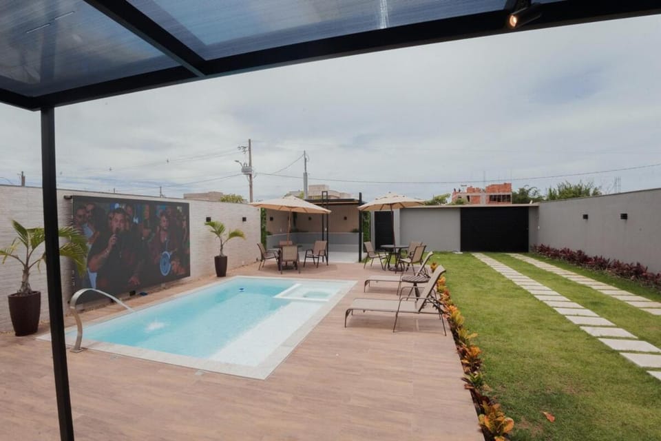Casa Lumina House in Serra