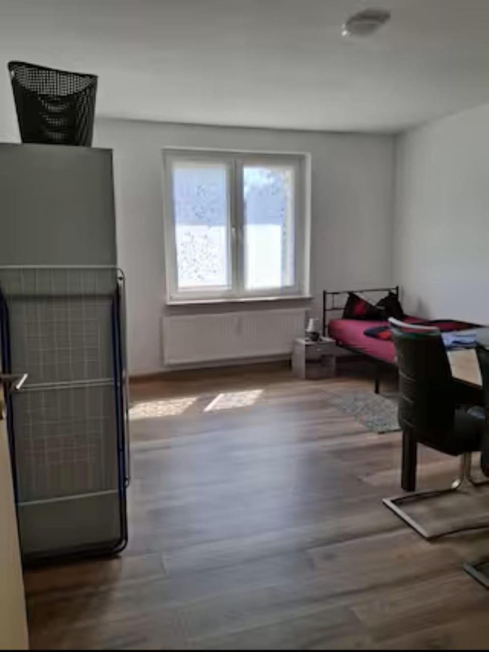 Schöne Vollausgestattete Monteurs- Gästewohnung nähe Raffinerie Leuna und Geiseltalsee 0303 Apartment in Thuringia, Germany