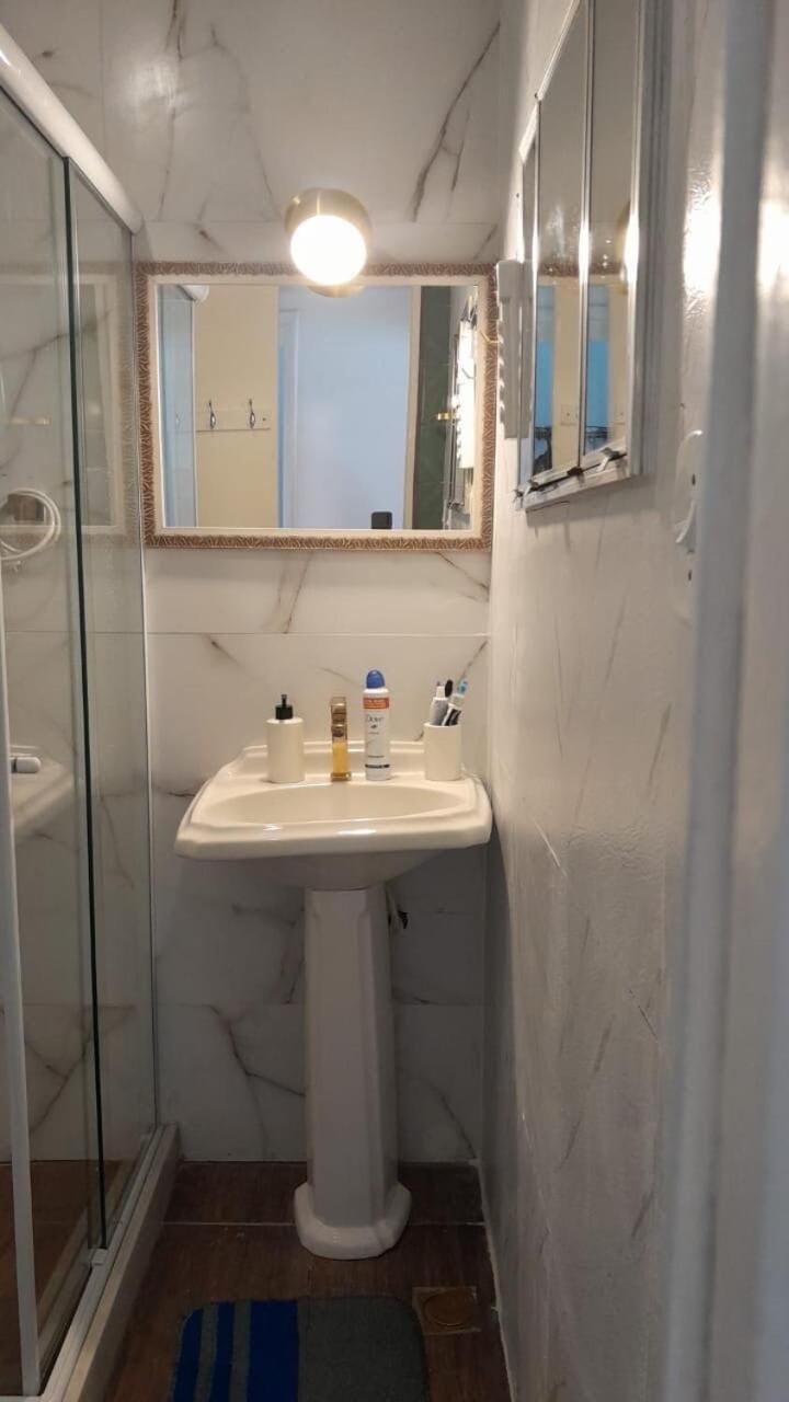 Shower, Bathroom