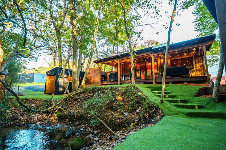 Property building, Natural landscape, Garden
