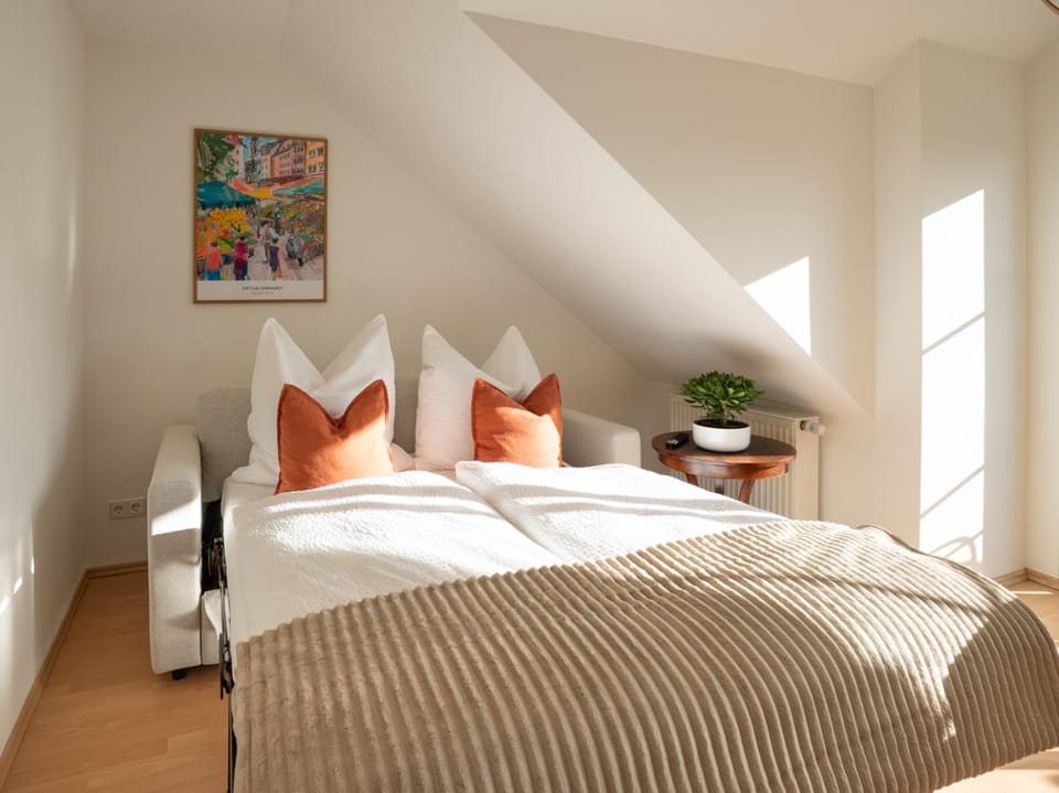 Bed, Living room