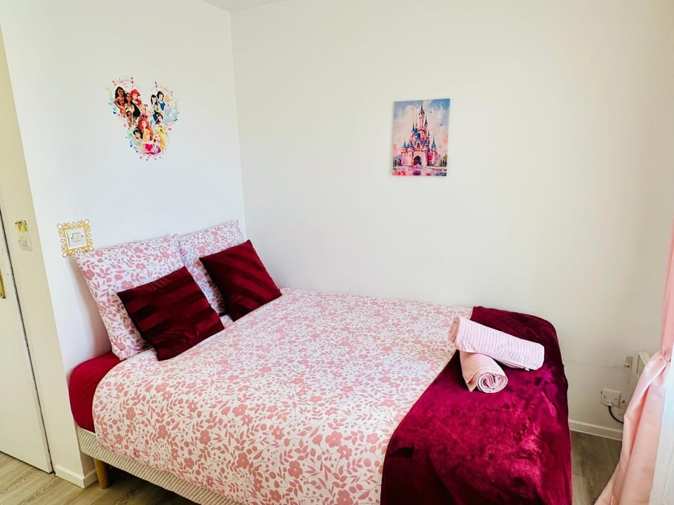 Le petit Royaume des princesses 14 min Disneyland Apartment in Bailly-Romainvilliers