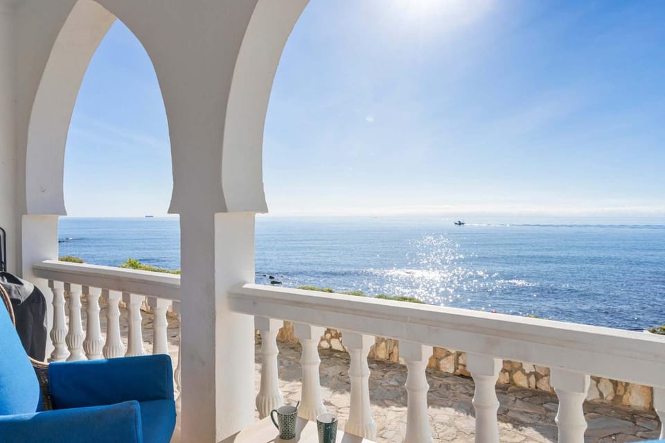 Bright Beachfront Apartment - ref 157 by Costarentals Apartment in Costa del Sol