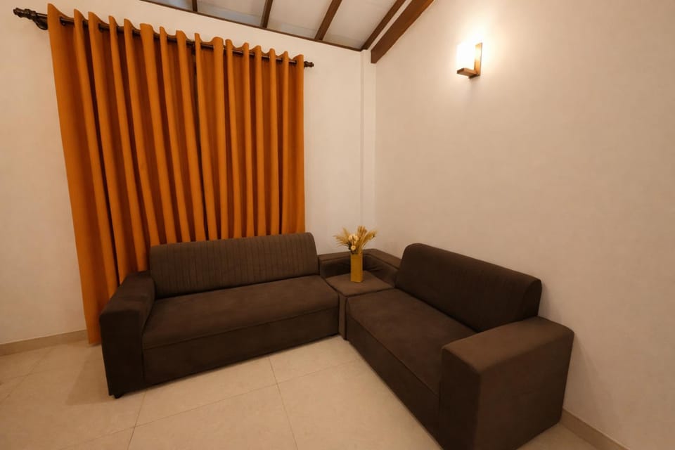 Stylish AC Apartment - Mt Lavinia Beach Walk Apartment in Dehiwala-Mount Lavinia