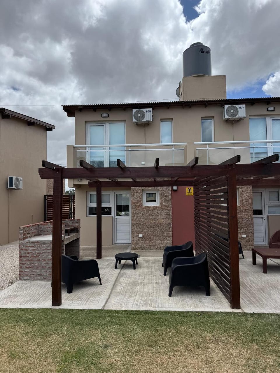 Pinos del Mar Apartment in Miramar