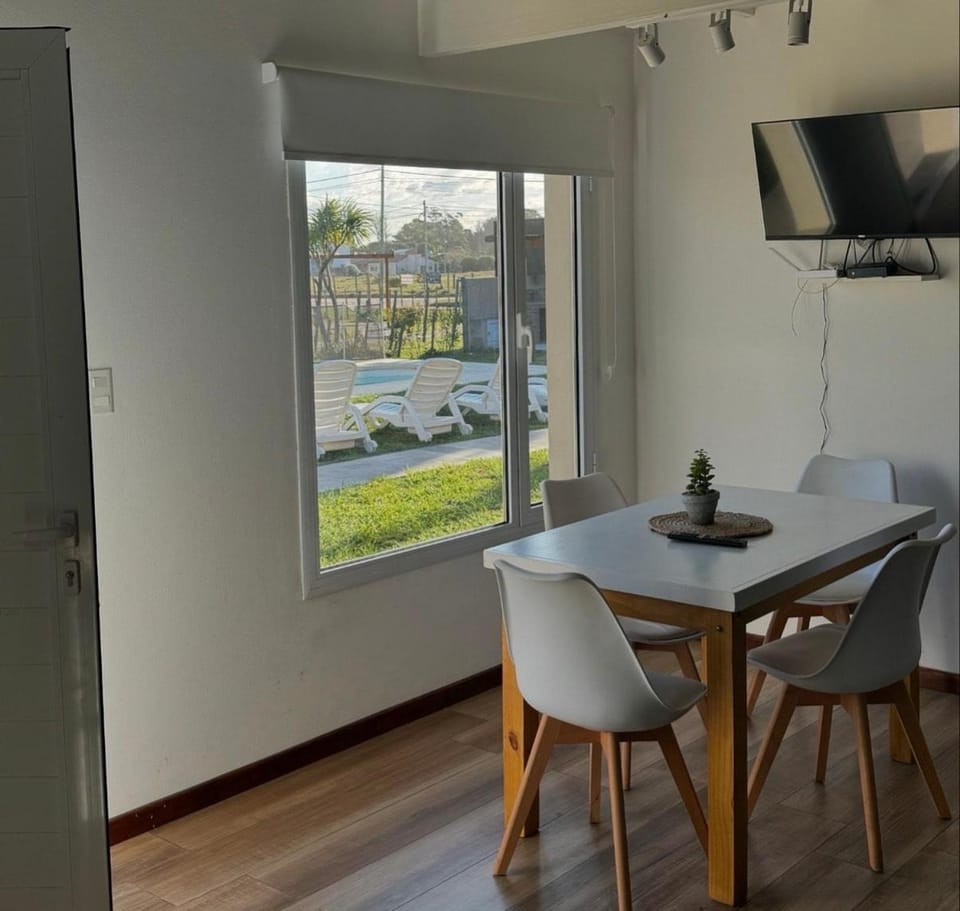 Pinos del Mar Apartment in Miramar
