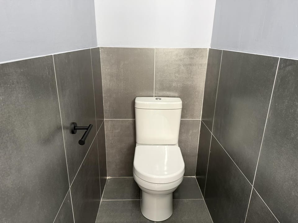 Toilet, Bathroom