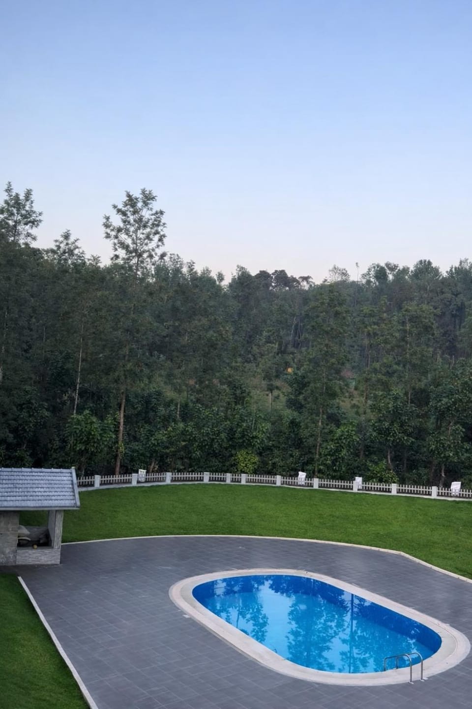 Pool view, Swimming pool