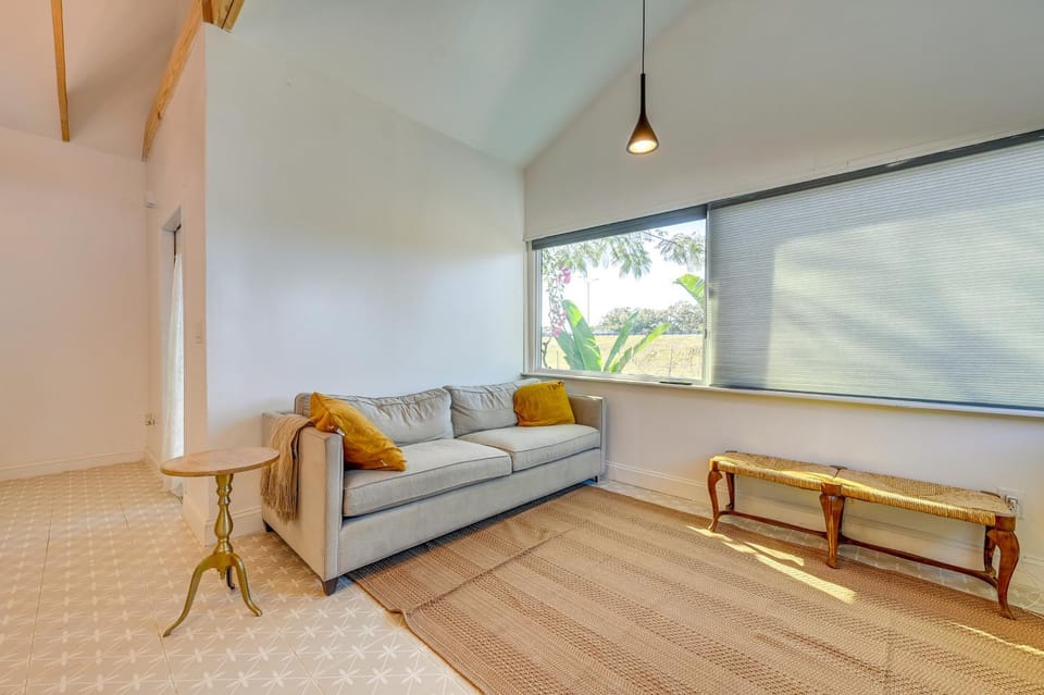 Vintage Home w/ Easy Downtown Tampa Access House in Tampa