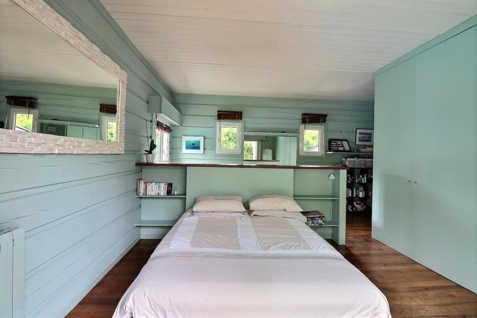 Havre de paix - grande maison en bois & piscine House in Mérignac