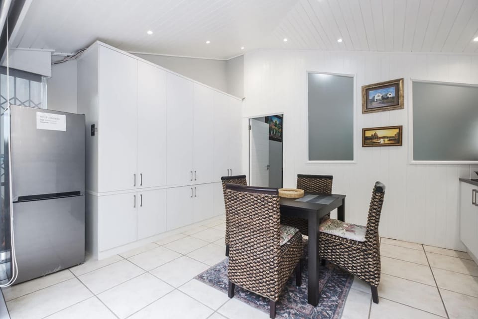 Secret garden hideaway Apartment in Cape Town