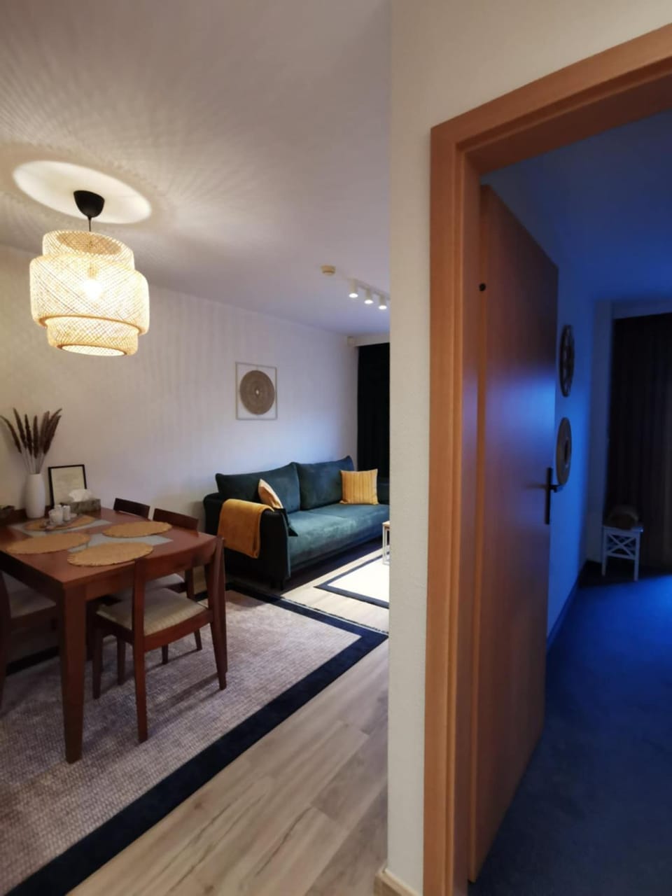 Bed, Living room, Photo of the whole room, Seating area, Bedroom