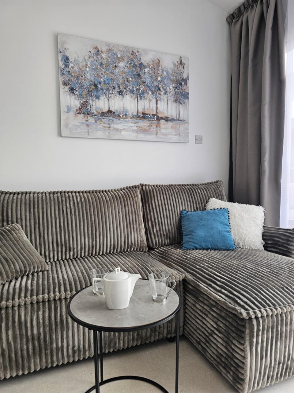 Newly Renovated Venus beach 500 m Gated REGINAgardens1, license oo11363 Apartment in Paphos