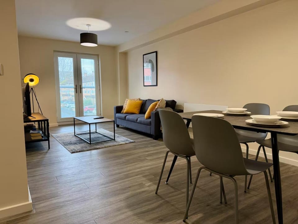Bed, Living room, Other, Photo of the whole room, Seating area, Dining area, Bedroom