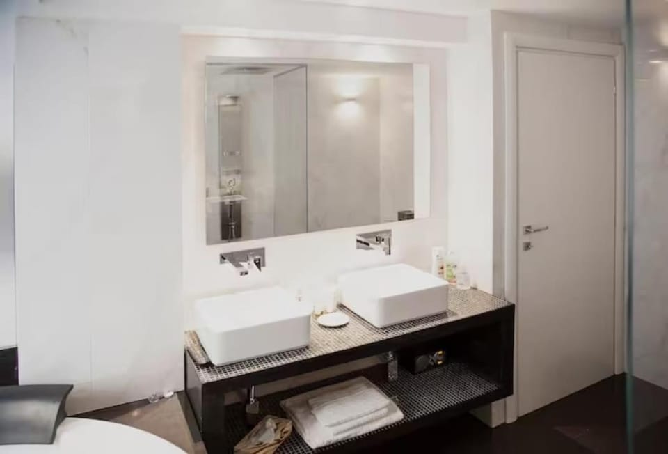 CUBE House Milano Apartment in Milan