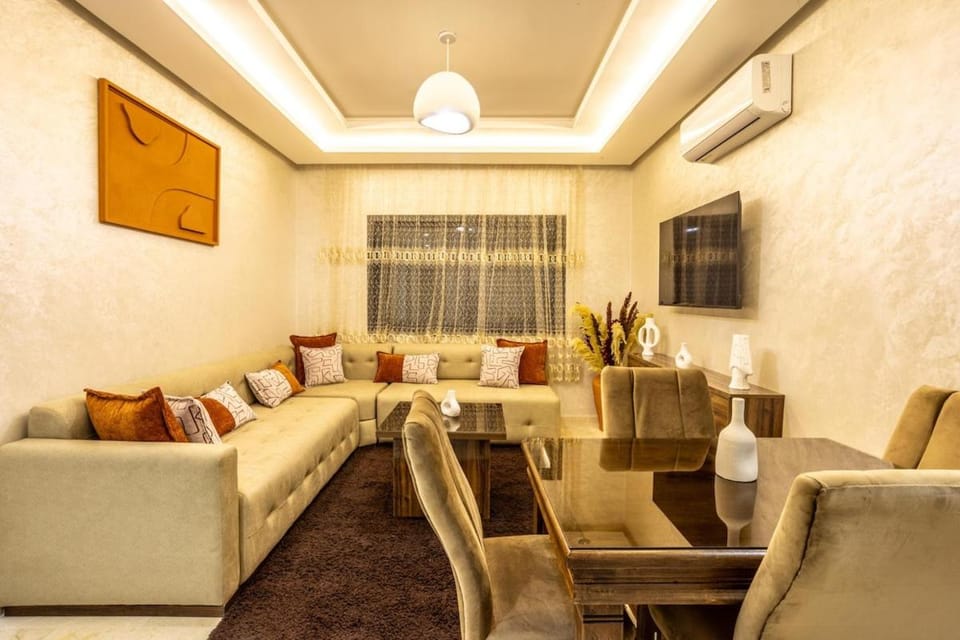 Luxurious and Cozy Apartment with Parking and View Apartment in Marrakesh