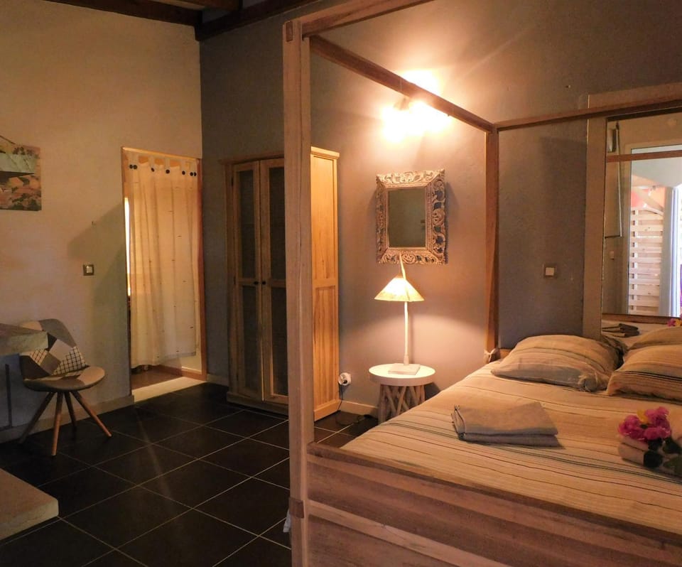Studio 2 SOUS LES COCOTIERS Apartment in Leeward Islands