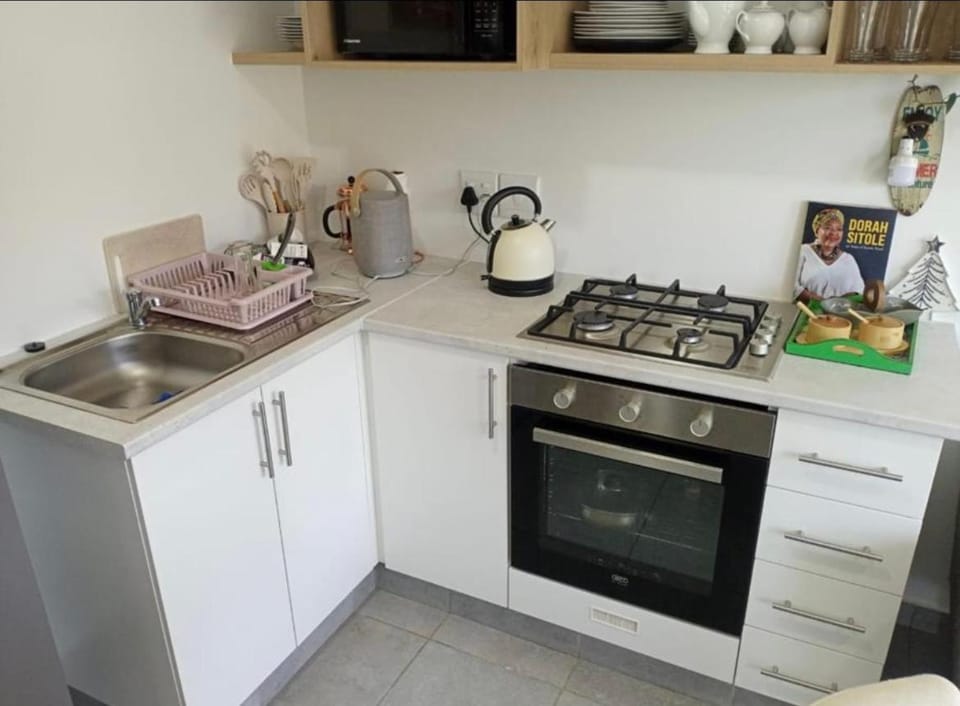 Bee Bee Adventures Apartment in Dolphin Coast