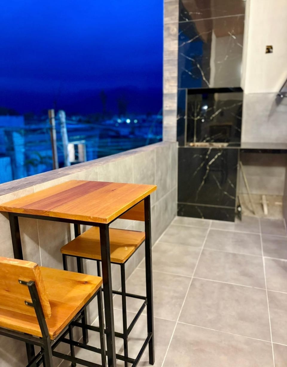 Studio Apto 4 - Vista Linda Varanda com Churrasqueira - Residencial Sereia Apartment in Bertioga