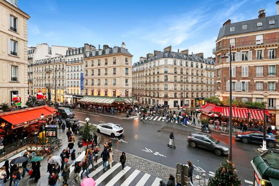 Saint Placide II Suite Apartment in Paris