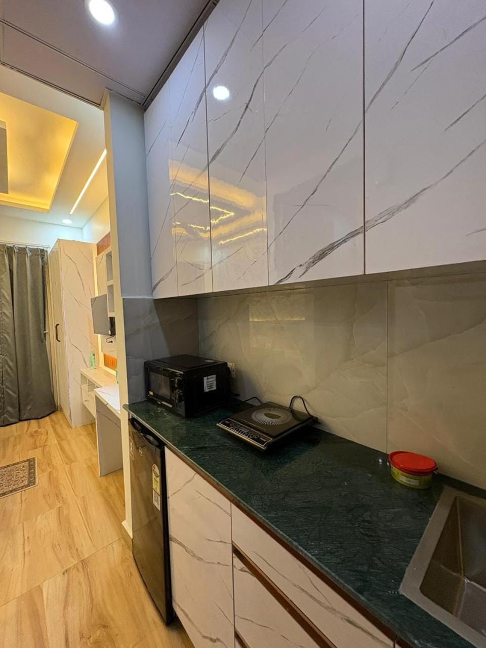 Cozystaygreaternoida Apartment in Uttar Pradesh