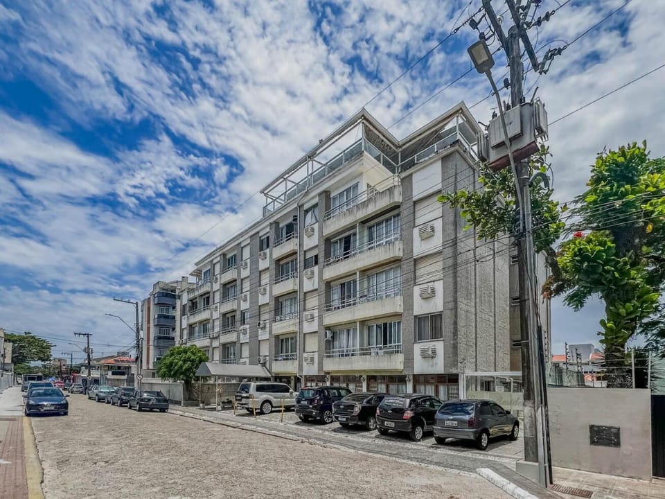 Property building, Facade/entrance, Off site