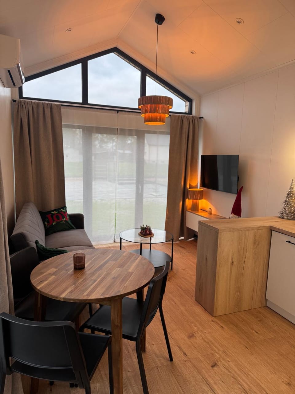 Seating area