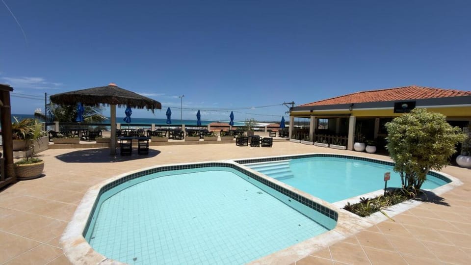 Pool view, Swimming pool, sunbed