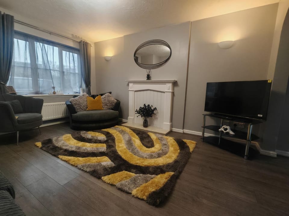 TV and multimedia, Living room, Seating area
