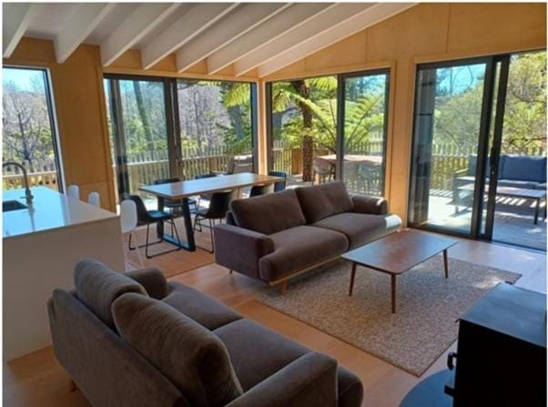 Ponga House - Kaitoke Waters House in Auckland Region