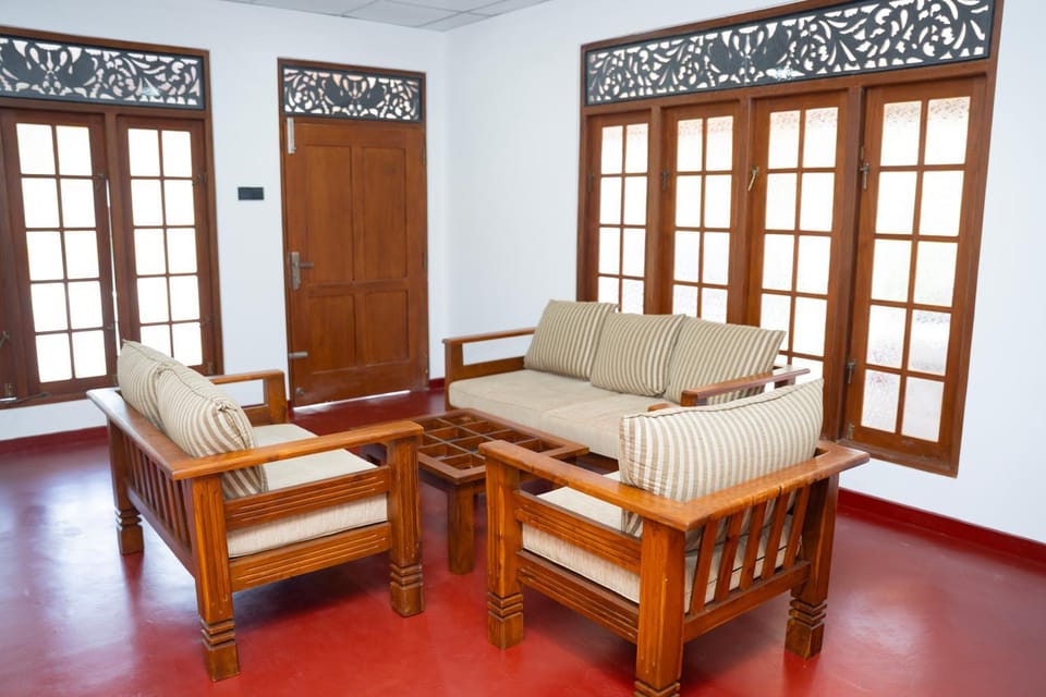 Communal lounge/ TV room, Living room, Seating area