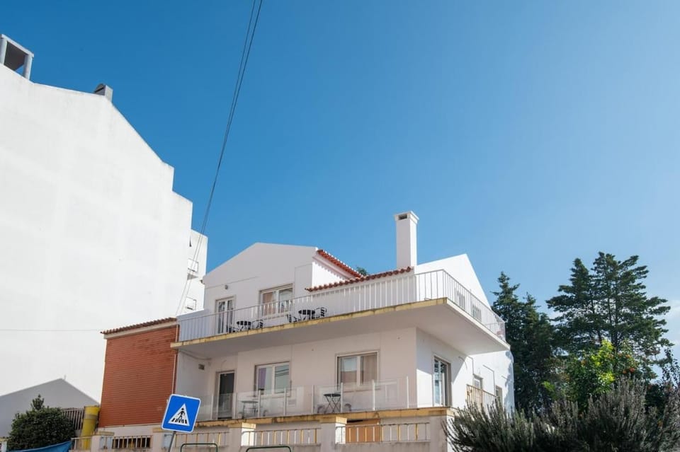 Carregado Second Floor Apartment in Lisbon District