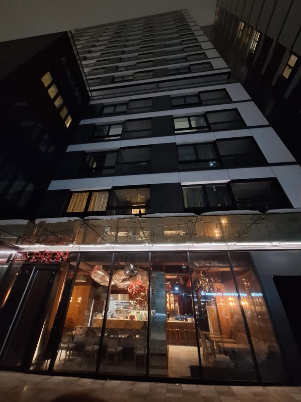 Property building, Restaurant/places to eat, Night