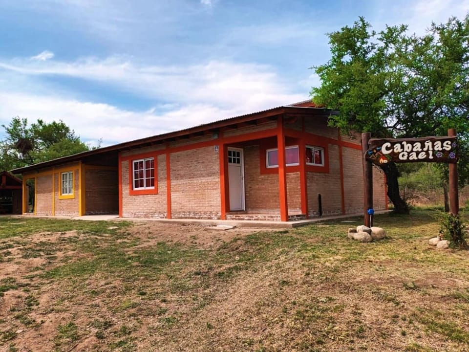 Cabañas Gael House in Cordoba Province