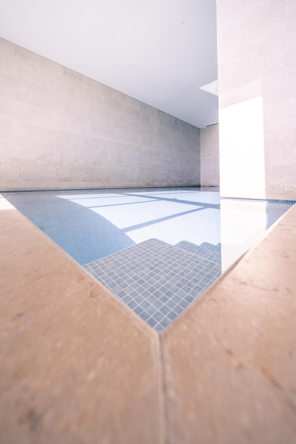 Top uitzicht luxe appartement DUNES met terras POOL & GYM Apartment in Ostend