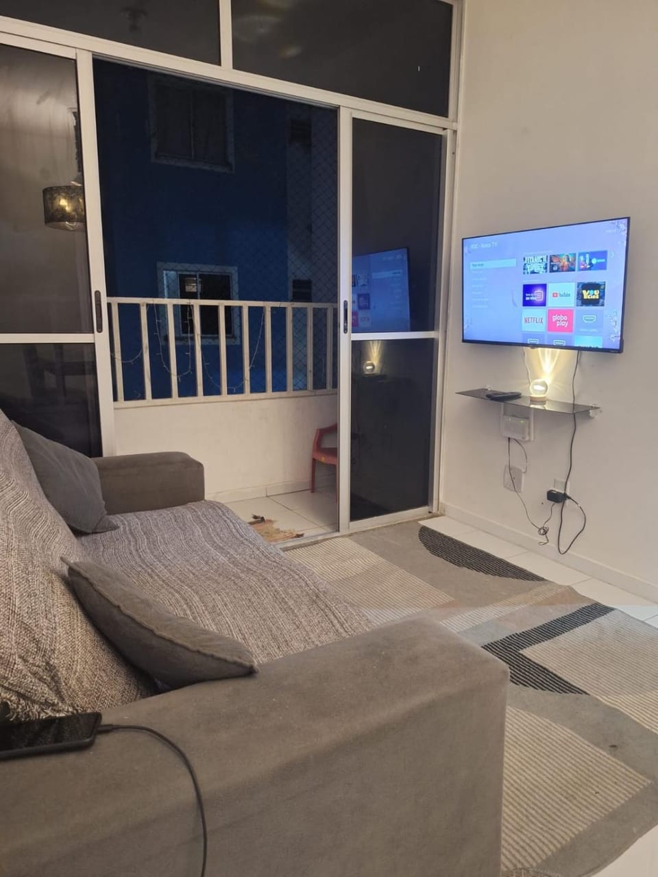 TV and multimedia, Seating area