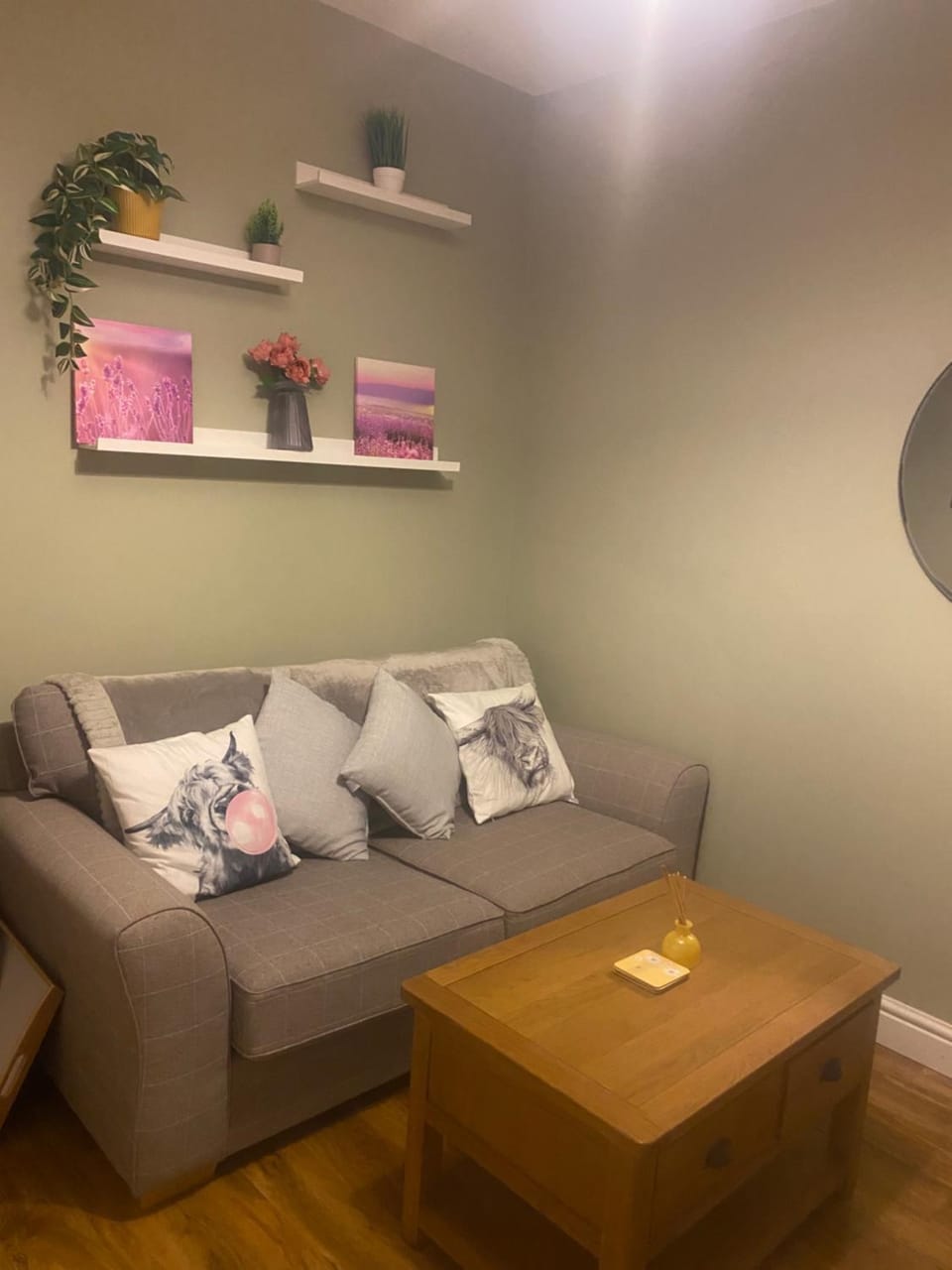 13 Chute Street central and homely House in Exeter