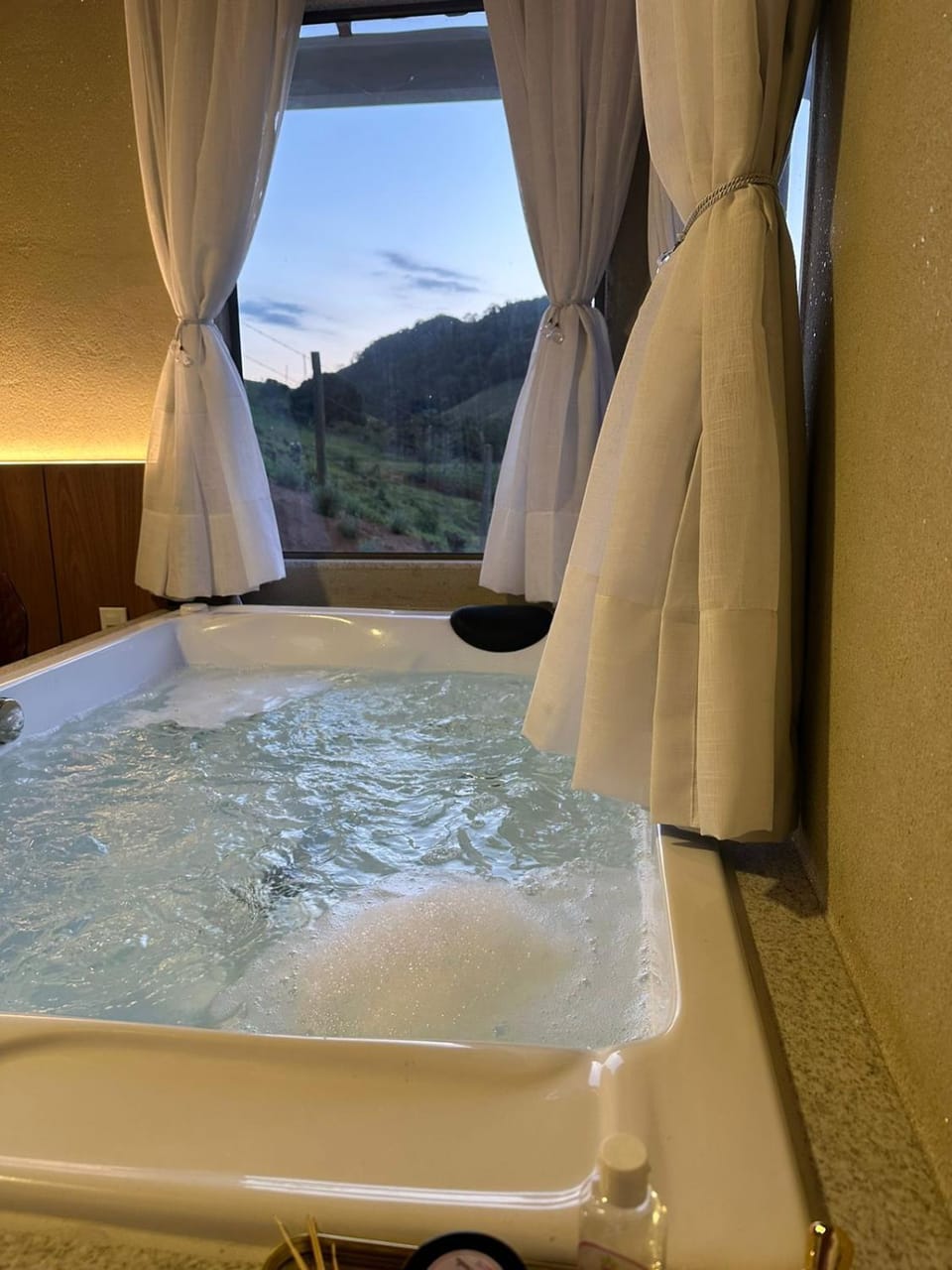 Natural landscape, Hot Tub, Mountain view