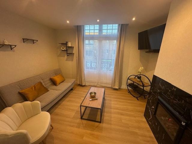 Seating area