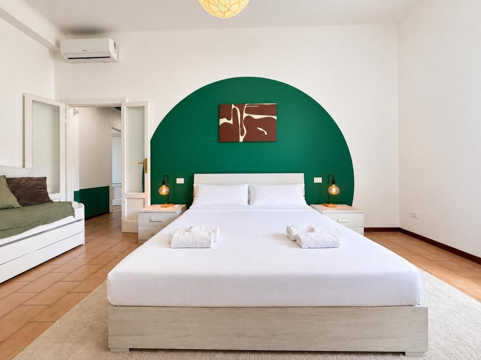 Photo of the whole room, Bedroom, towels, air conditioner