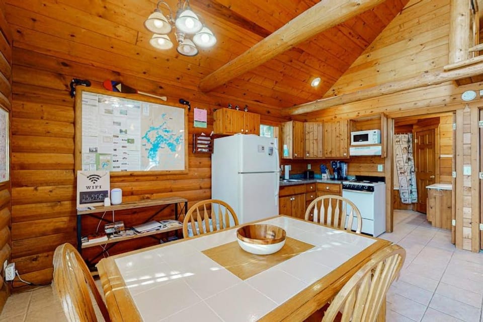 Balsam Ridge Cabin 1- Bear Cabin in Wisconsin