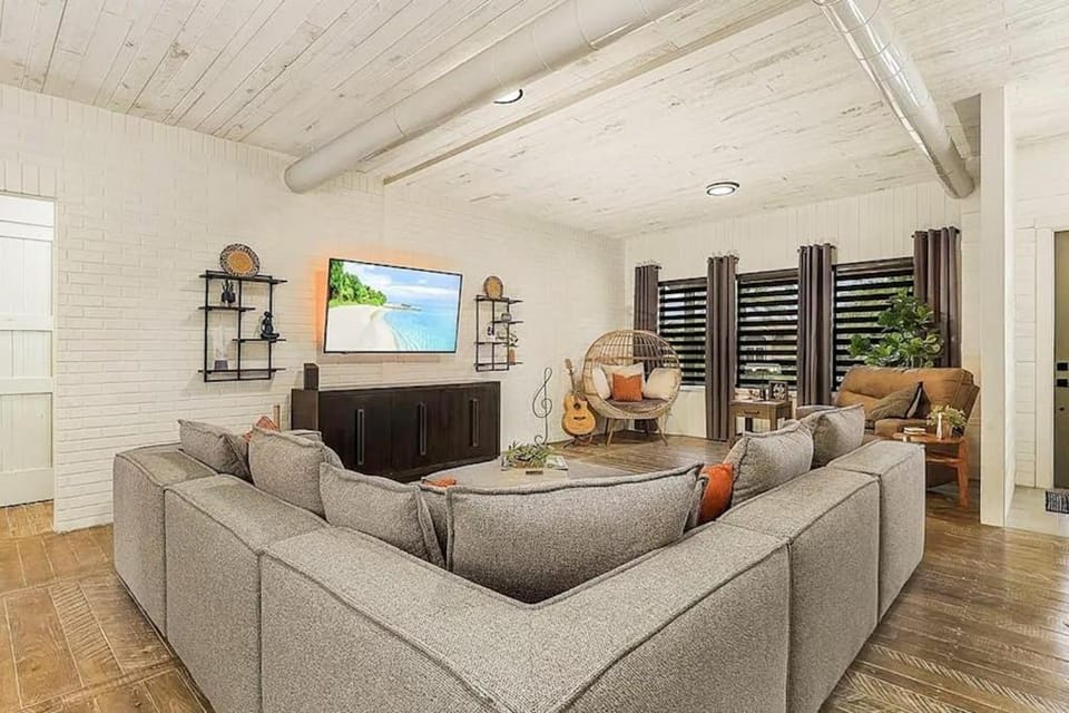 Peace In The Palms House in Cape Coral