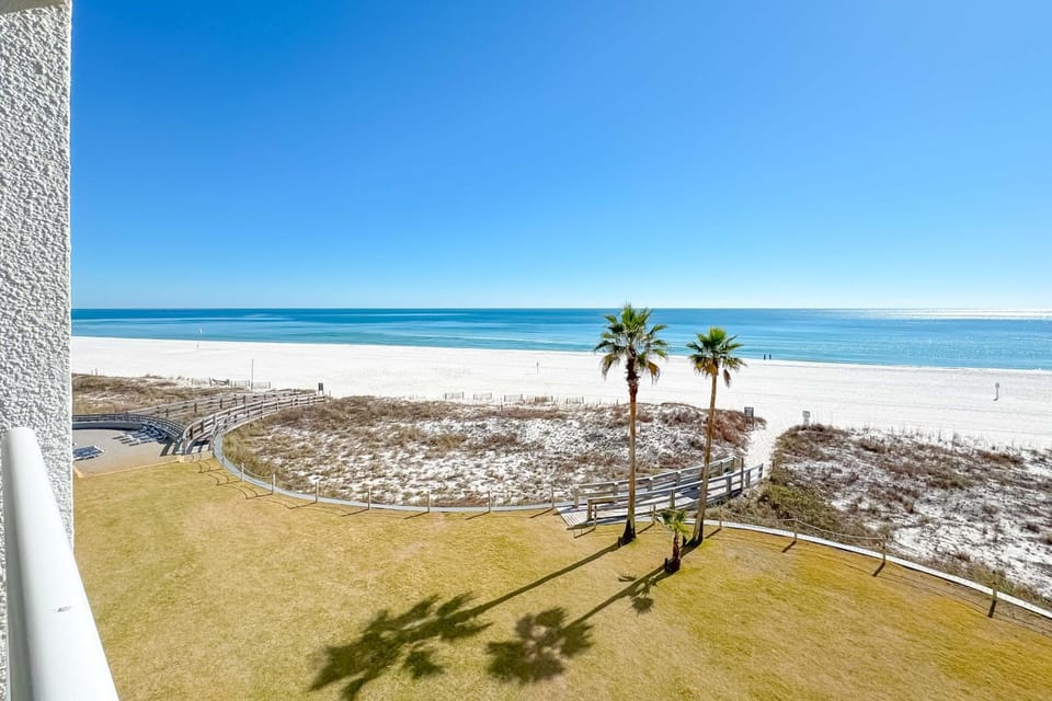 Summer House Unit 405B House in Orange Beach