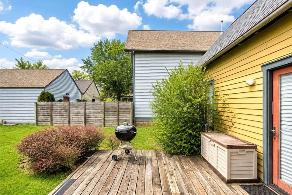 Downtown Gem on Quiet Street Great Location Family Friendly House in Indianapolis