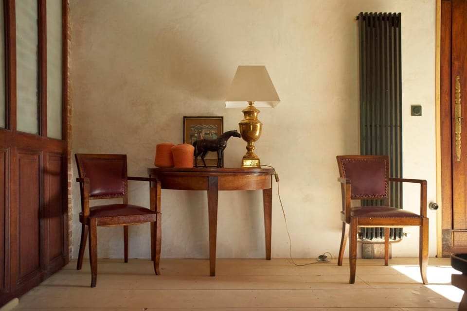 L'Ecurie Former stable with charm and light Apartment in Centre-Val de Loire