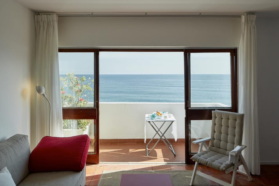 Balcony/Terrace, Living room