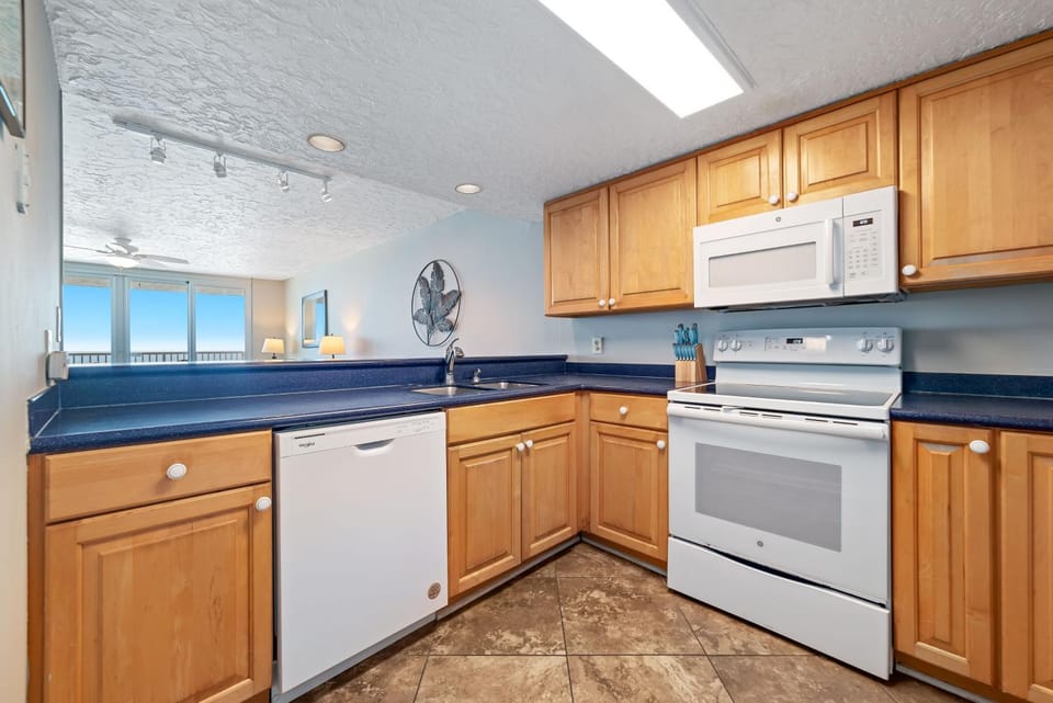 Romar Tower Unit 9D House in Orange Beach