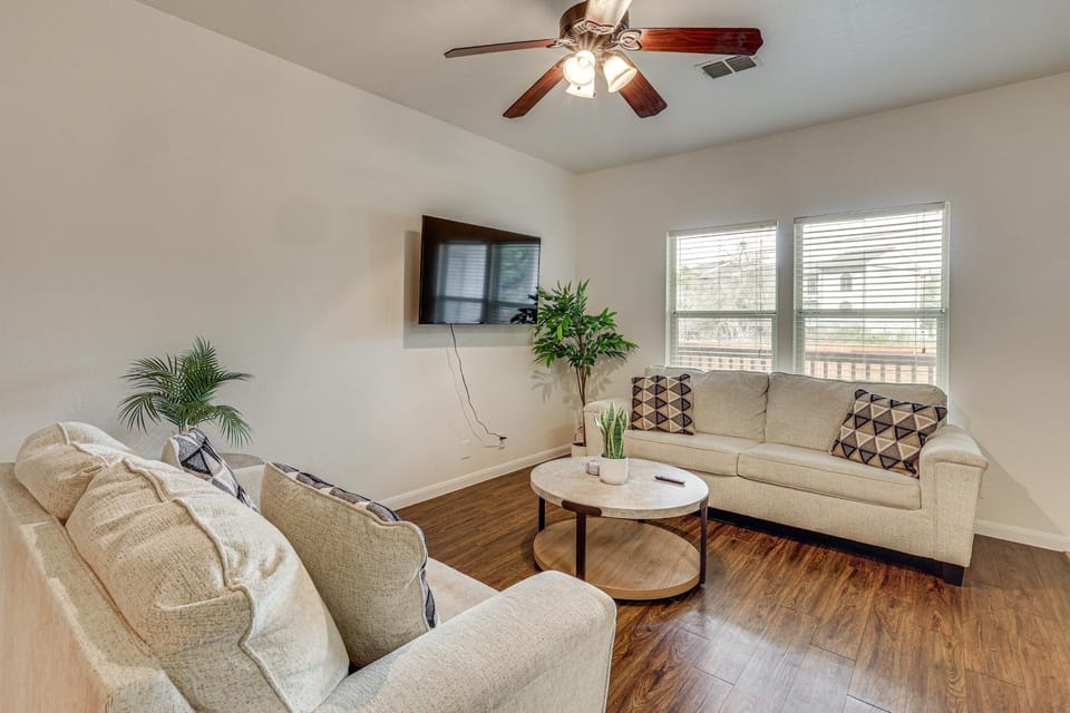 Suburban San Antonio Stay Near Parks & Hospitals House in San Antonio