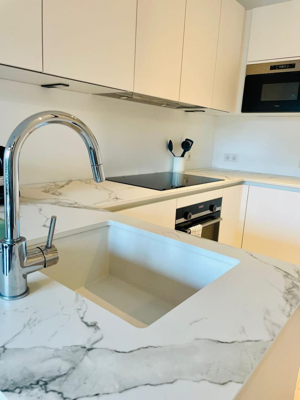 Practical one bedroom flat with terrace and parking Apartment in Luxembourg